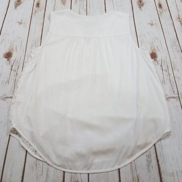 Liz Clairborne Sleeveless White Tank - Picture 9 of 12
